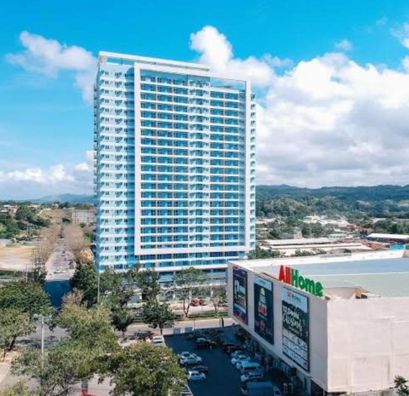 Lifestyle At The Loop Towers Condotel Cagayan de Oro Exterior photo